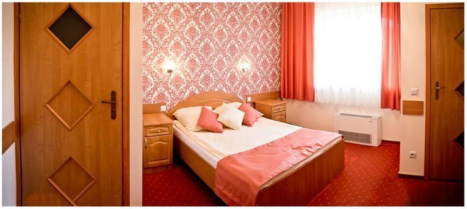 Hotel U Grubego Wielogóra 外观 照片